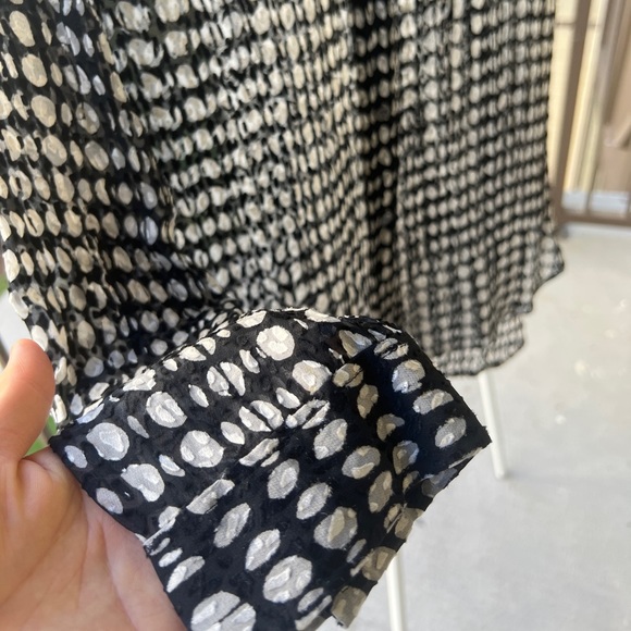 Theory blouse size S - Picture 4 of 4